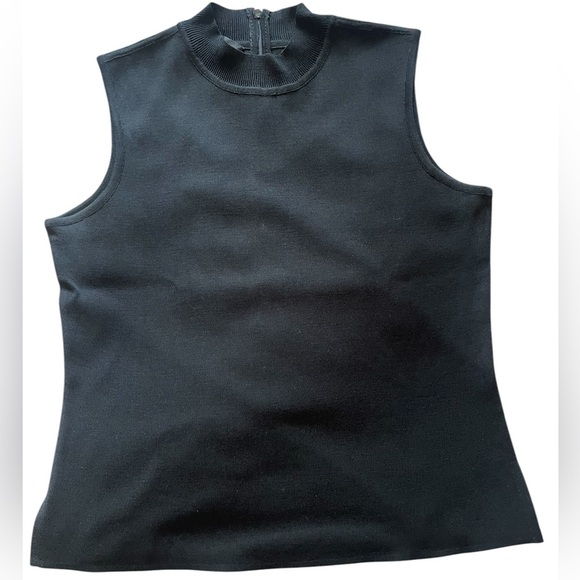 Ming Wang Women’s Sleeveless Black Top Size Medium - Picture 1 of 12